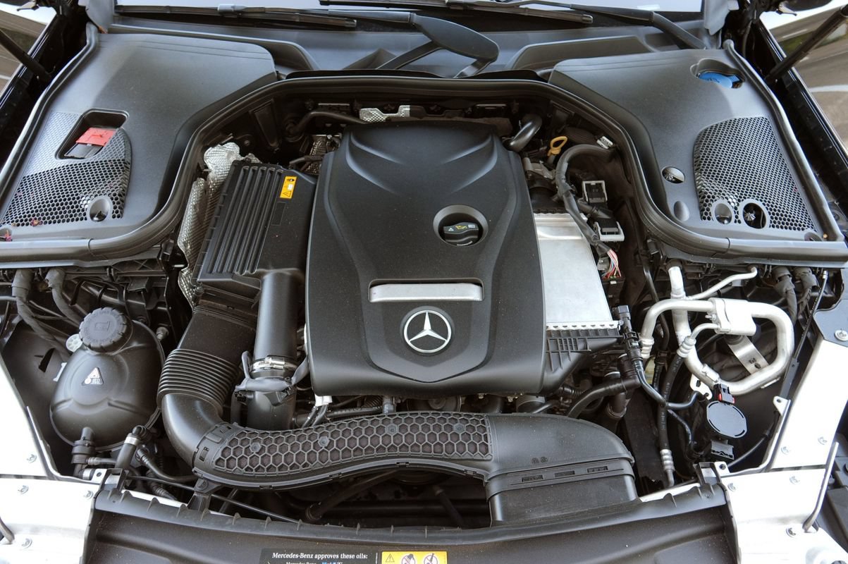 Used 2019 Mercedes-Benz E 300 image 36