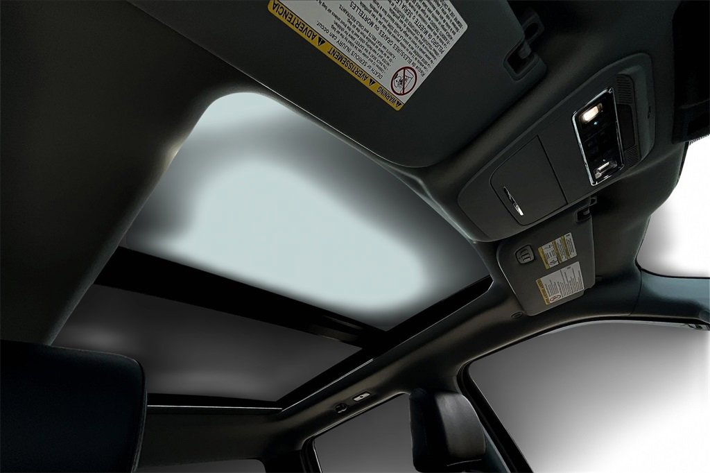 Certified 2025 Ford F250 Lariat image 23