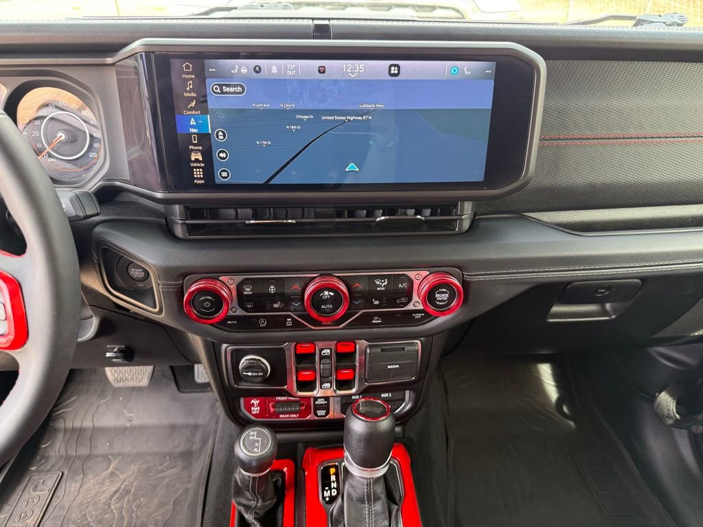 Used 2024 Jeep Wrangler Rubicon w/ Technology Group image 19