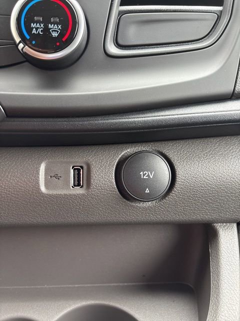 New 2025 Ford Transit 250 148 Medium Roof image 28