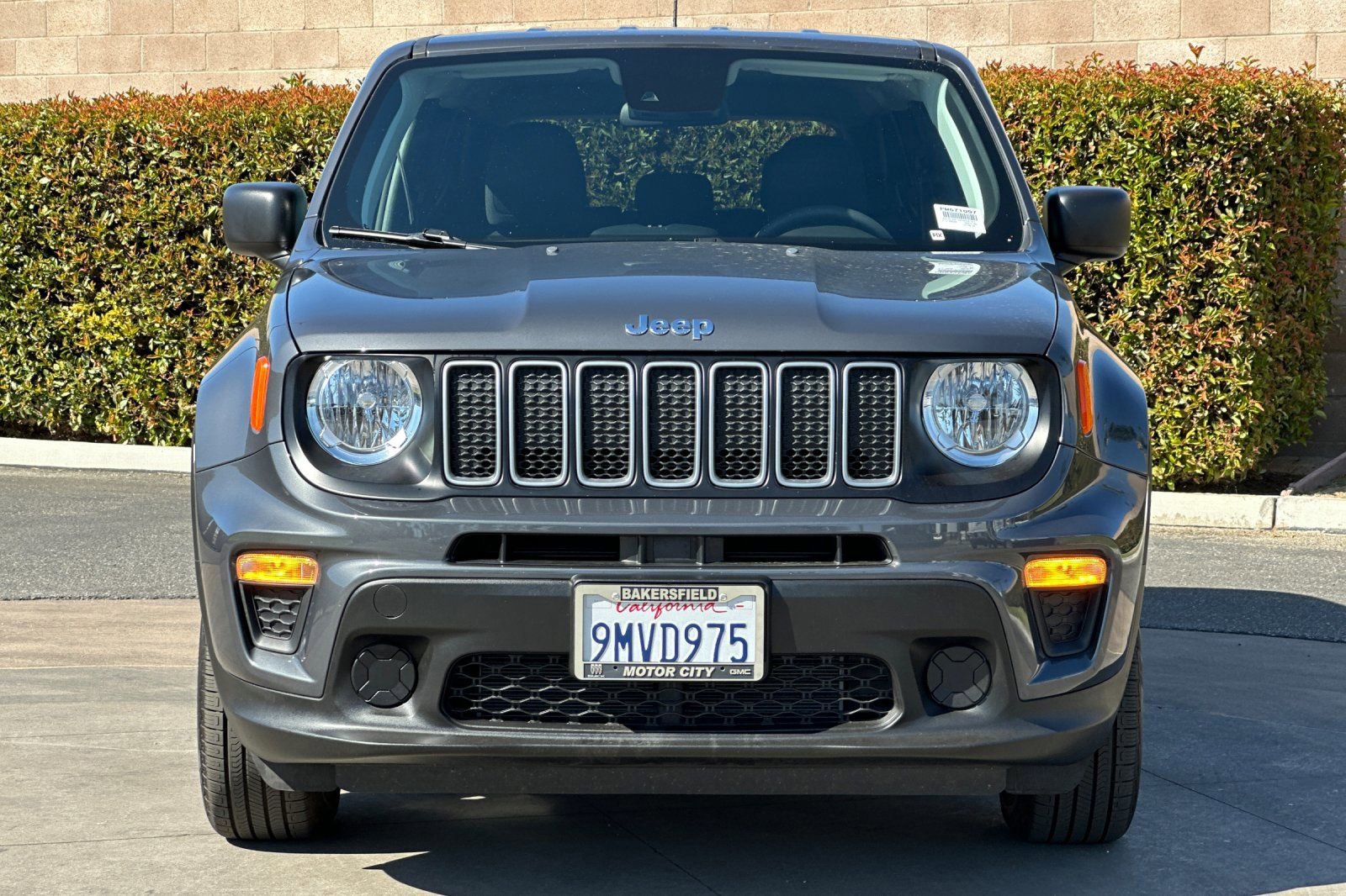 Used 2023 Jeep Renegade Latitude image 9