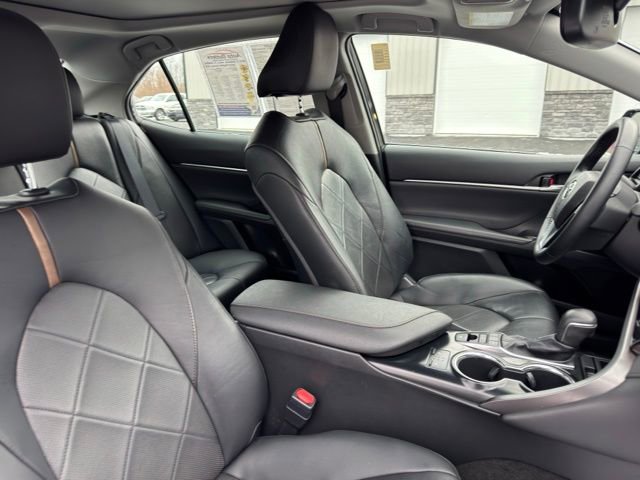 Used 2019 Toyota Camry XLE w/ Driver Assist Package image 11