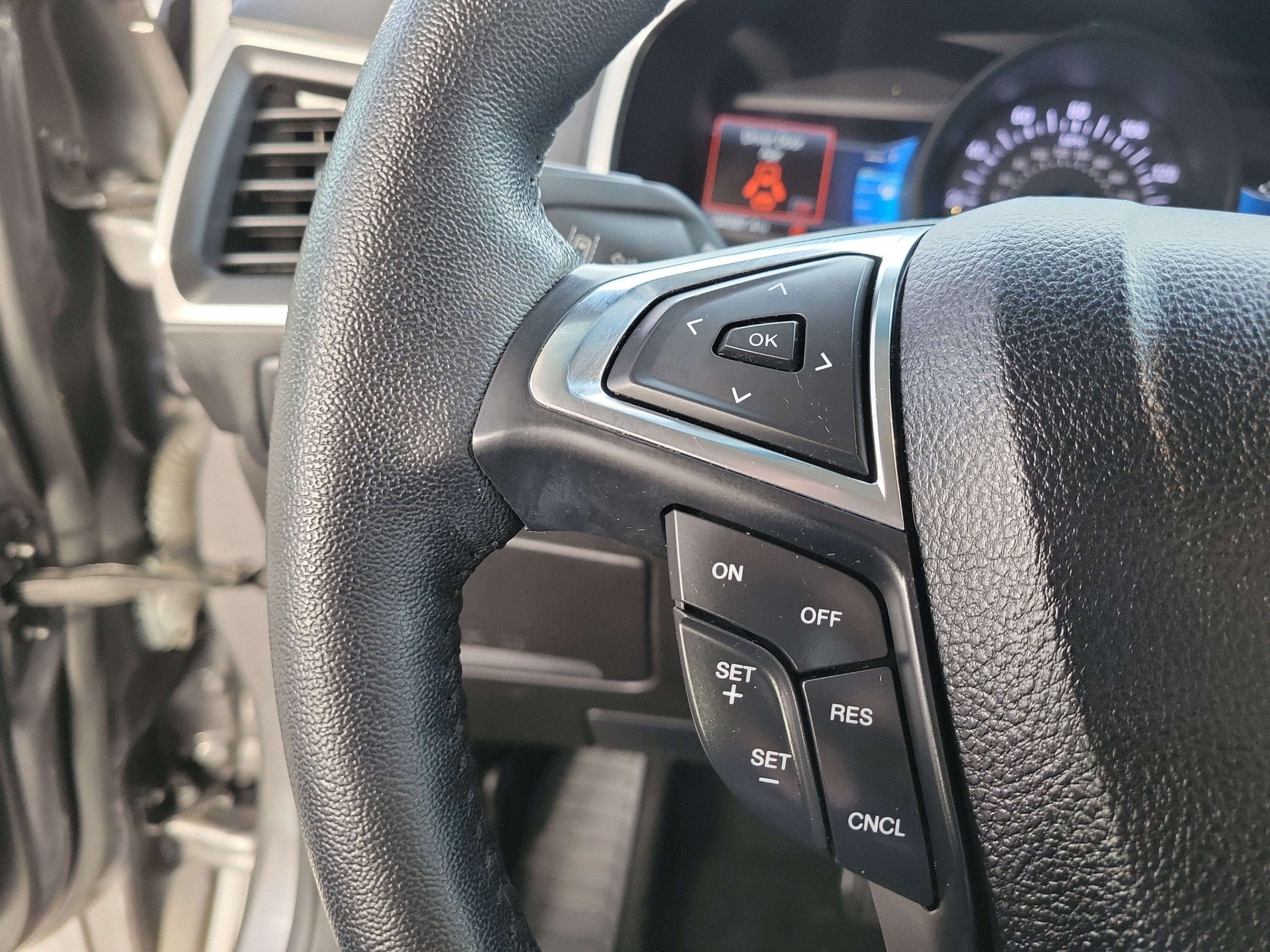 Used 2021 Ford Edge SEL w/ Convenience Package FWD image 26