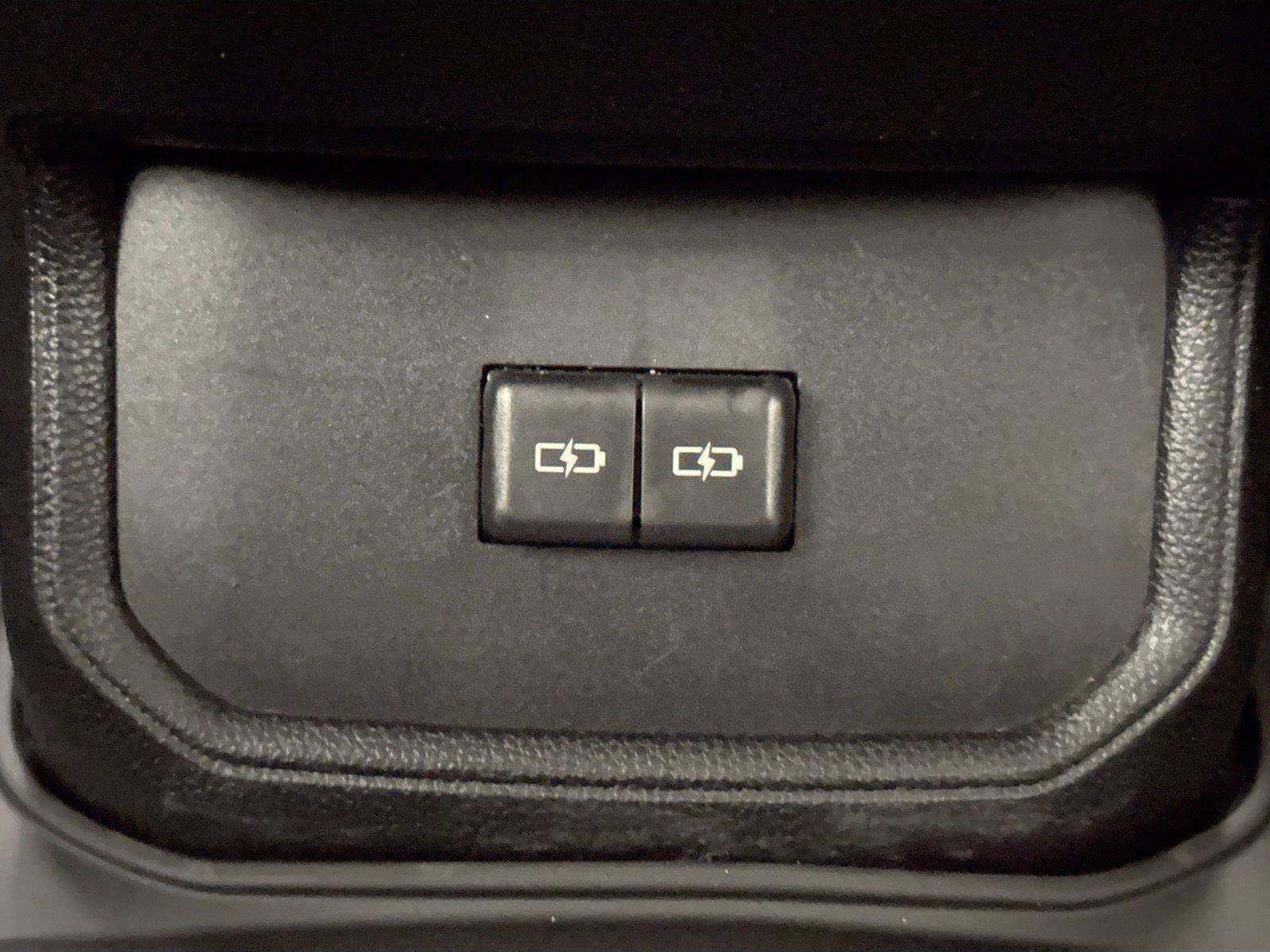 Certified 2025 Toyota Highlander XLE AWD/4WD image 37