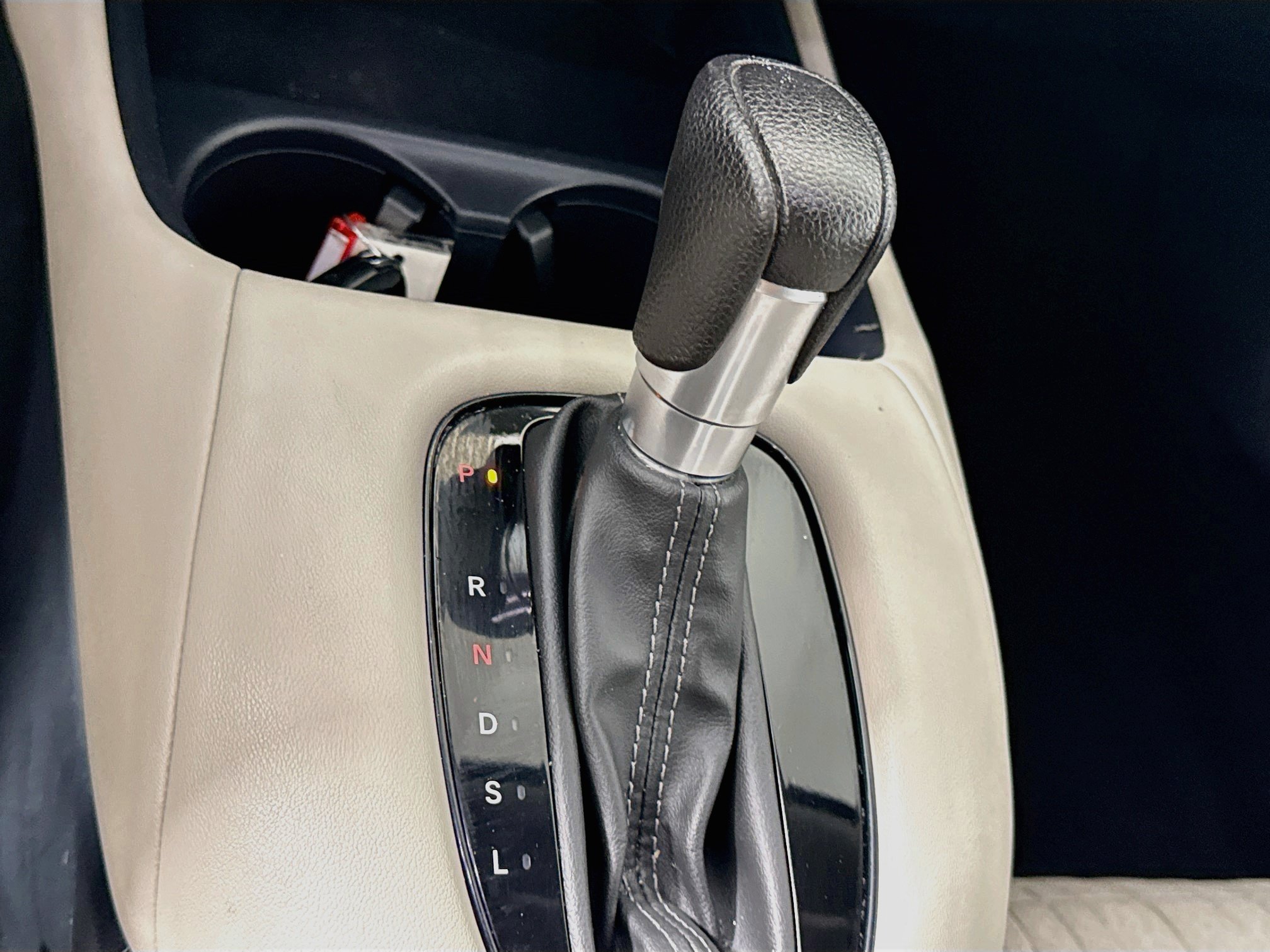Used 2023 Honda HR-V LX image 16