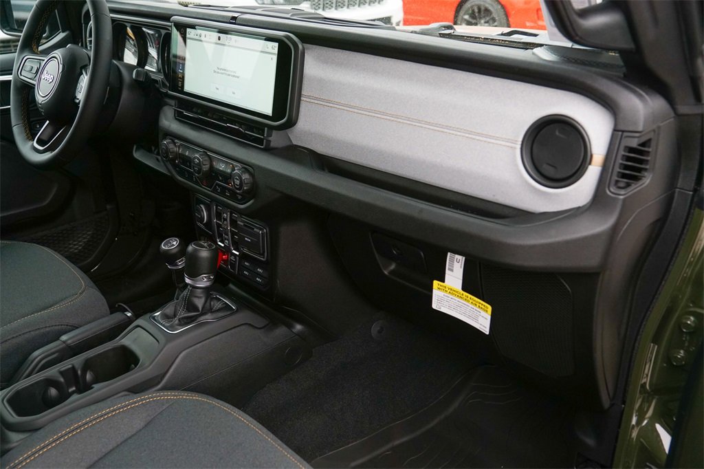 New 2024 Jeep Gladiator Sport image 29