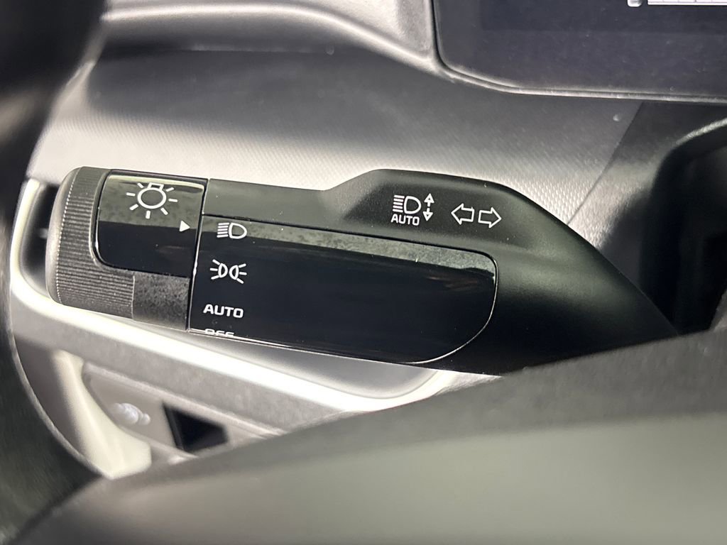 Certified 2025 Kia K4 FWD image 15