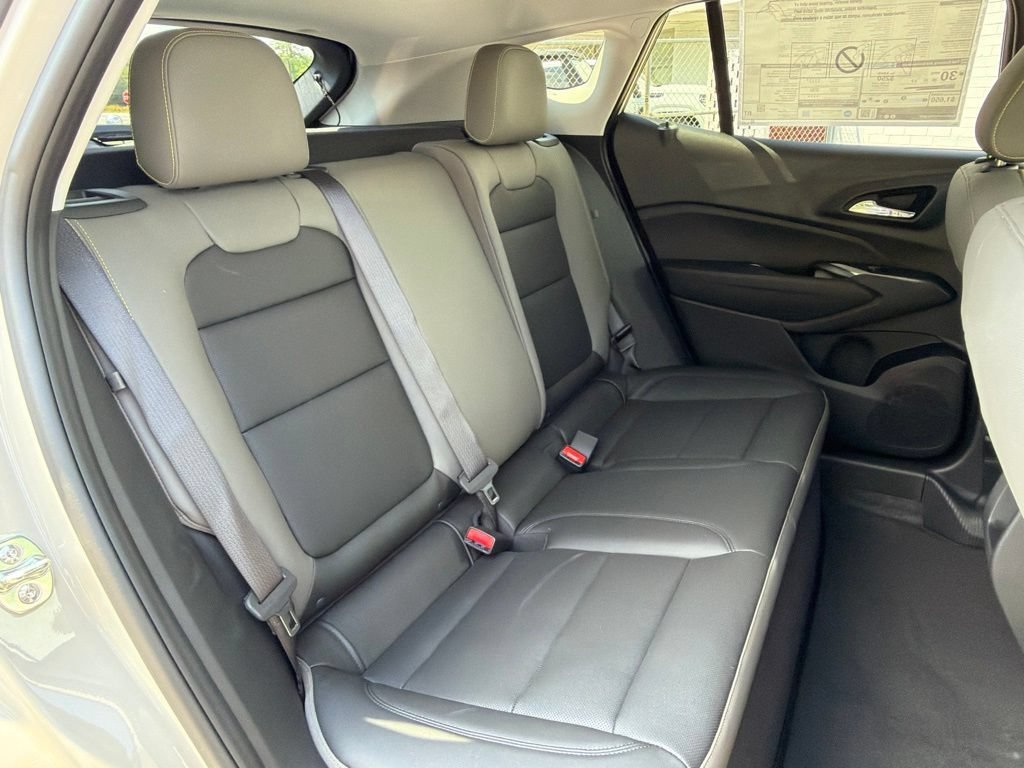 New 2026 Chevrolet Trax ACTIV w/ Driver Confidence Package FWD image 11