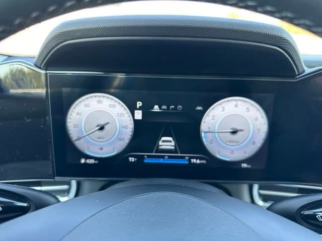 New 2025 Hyundai Elantra Limited w/ Cargo Package image 12