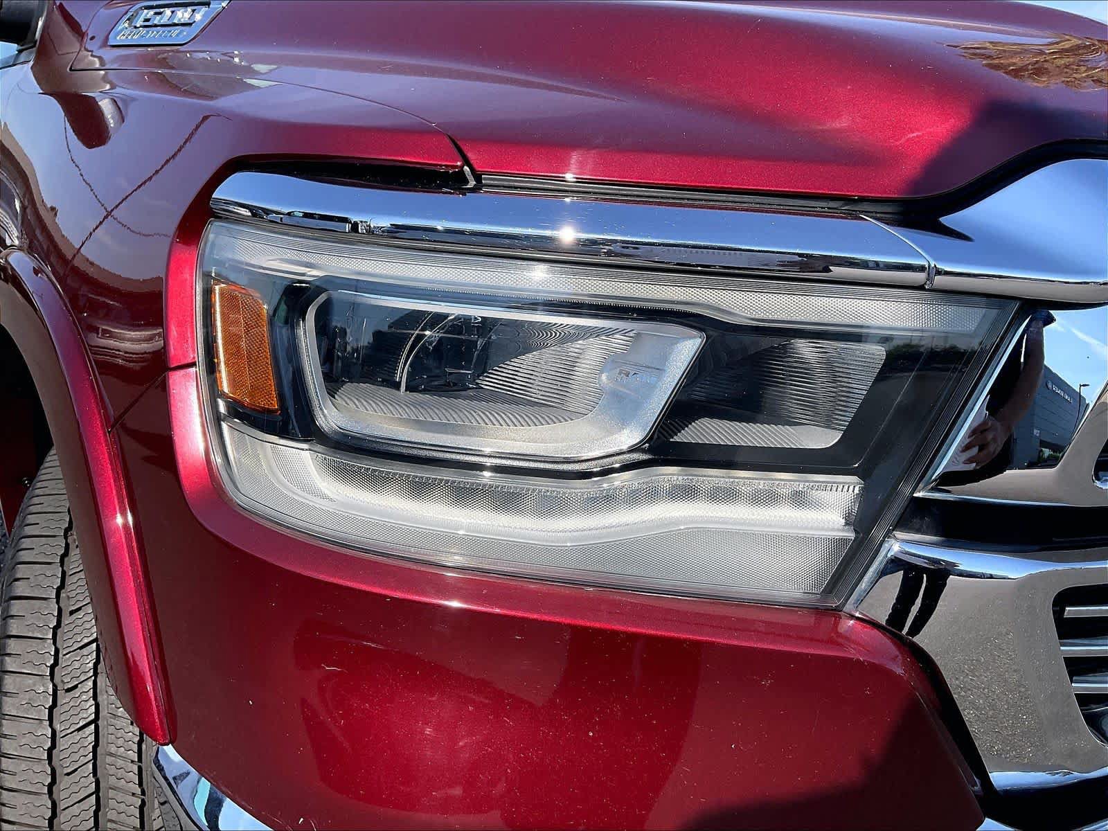 Used 2021 RAM 1500 Laramie AWD/4WD image 30
