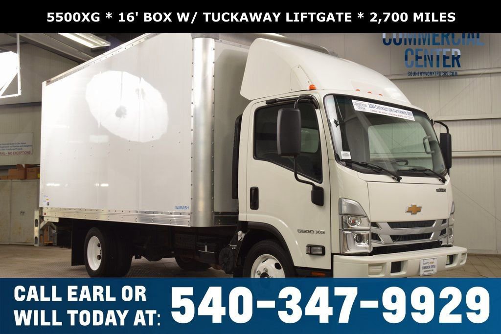 Used 2024 Chevrolet Low Cab Forward 5500XG RWD image 1