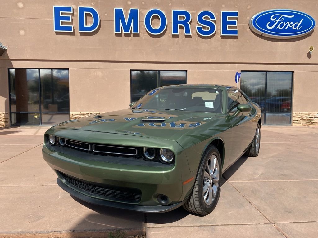 Used 2021 Dodge Challenger SXT AWD/4WD image 1