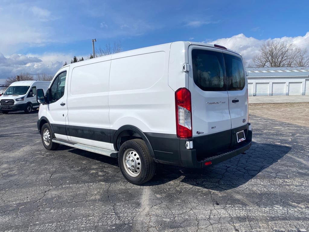 Used 2024 Ford Transit 250 Low Roof AWD w/ Exterior Upgrade Package image 4