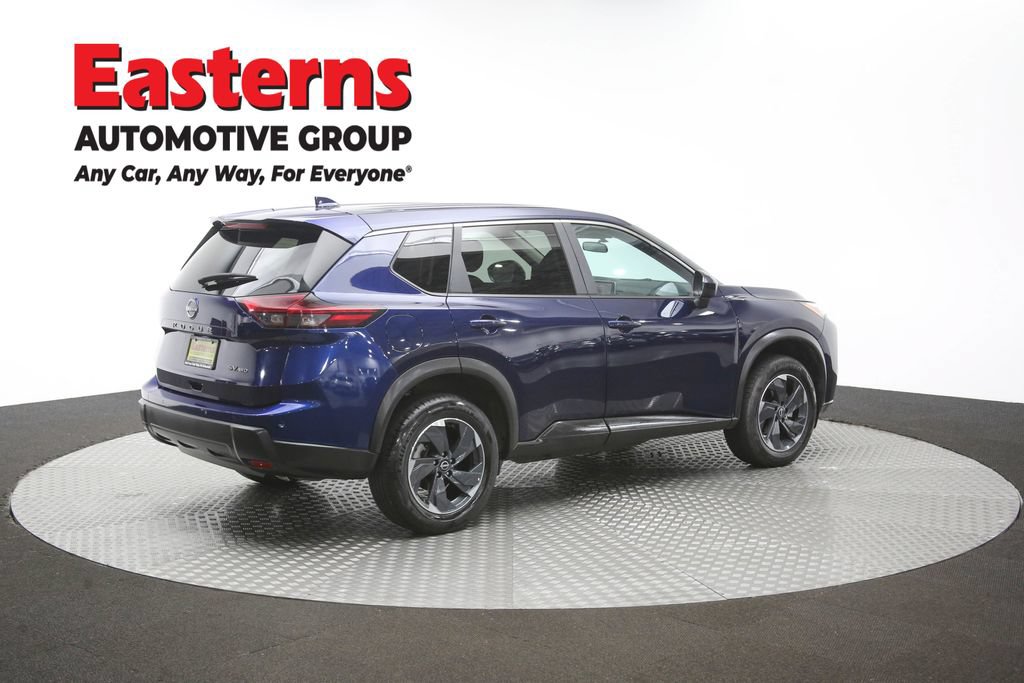 Used 2024 Nissan Rogue SV AWD/4WD image 41