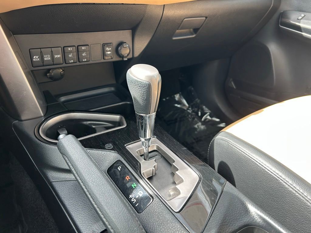 Certified 2018 Toyota RAV4 Limited AWD/4WD image 21