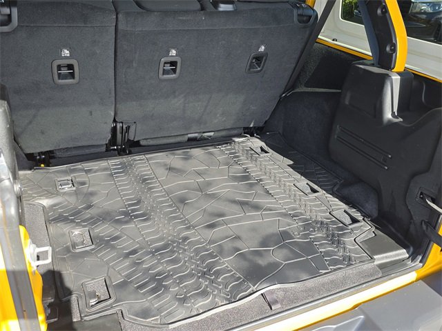 Used 2021 Jeep Wrangler Unlimited Islander image 10