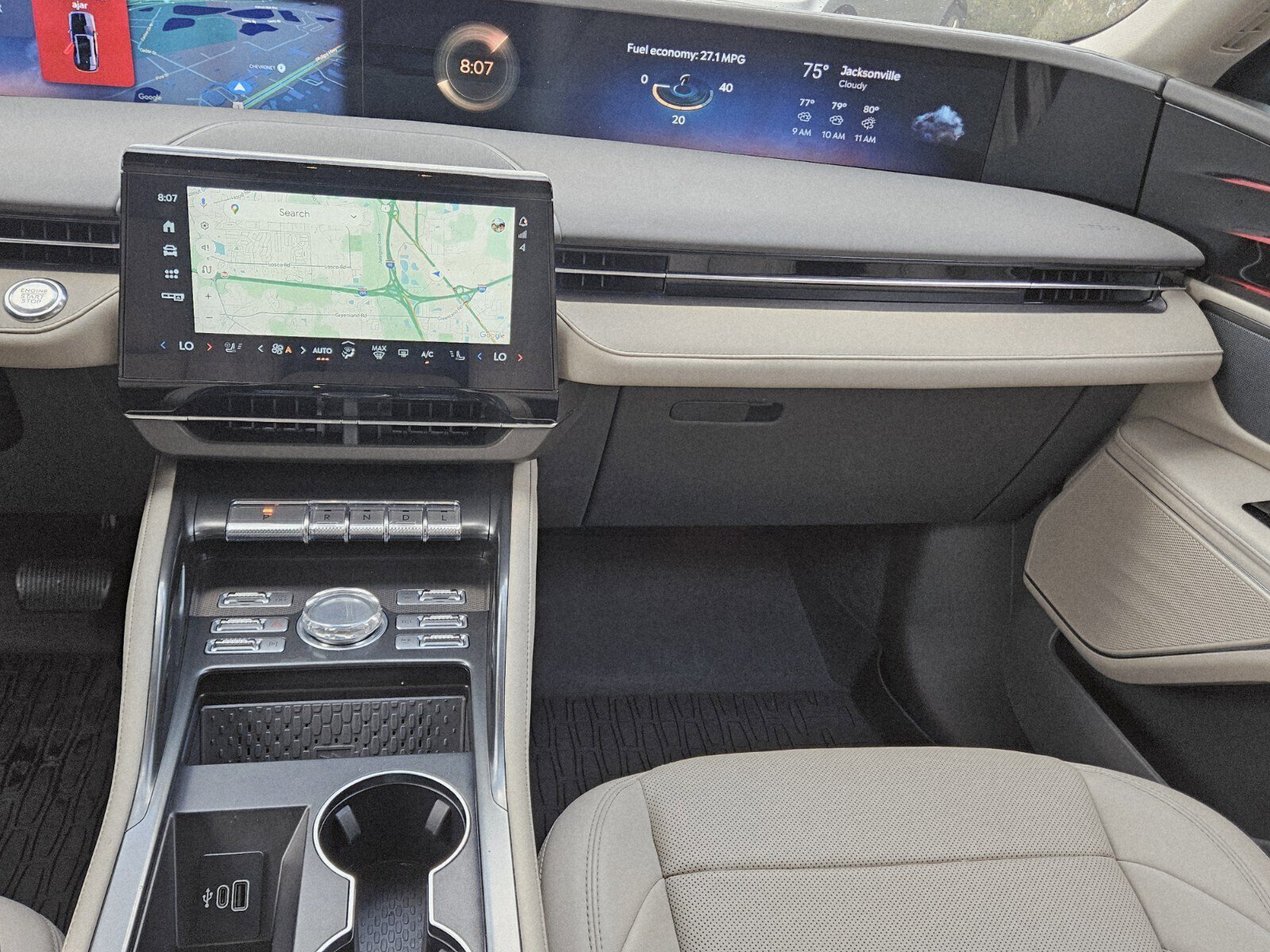 Used 2024 Lincoln Nautilus Premier image 14