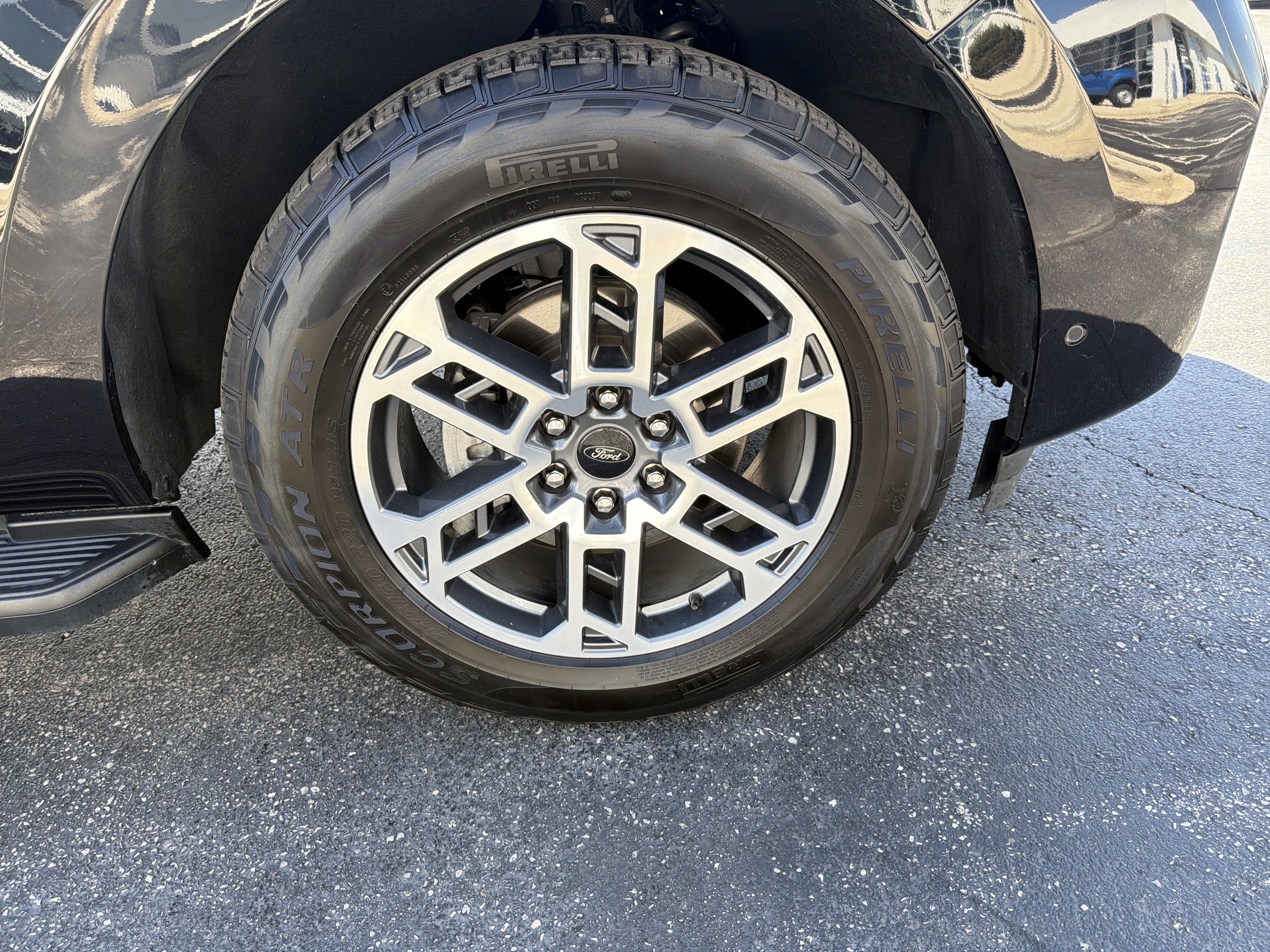 Certified 2025 Ford Expedition Max Active AWD/4WD image 6