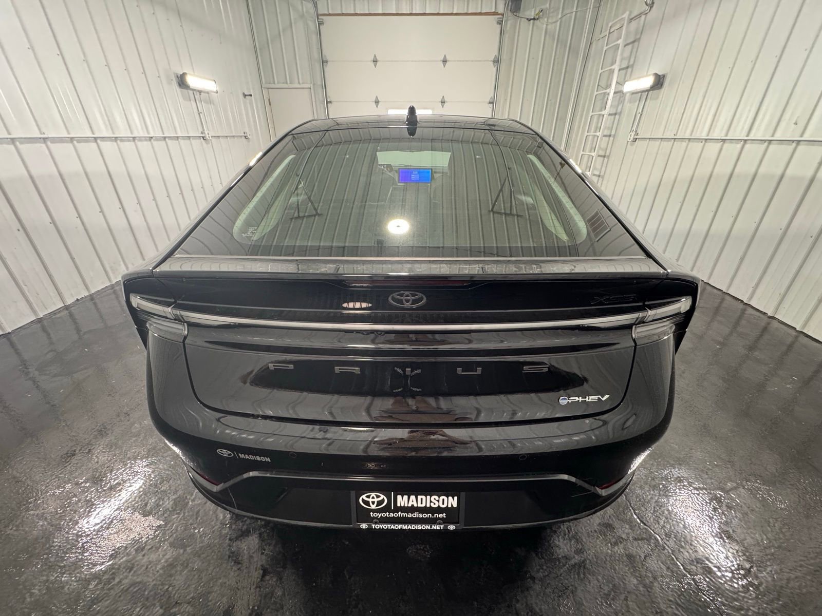 New 2025 Toyota Prius Plug-In Hybrid w/ Limited Premium Package image 4