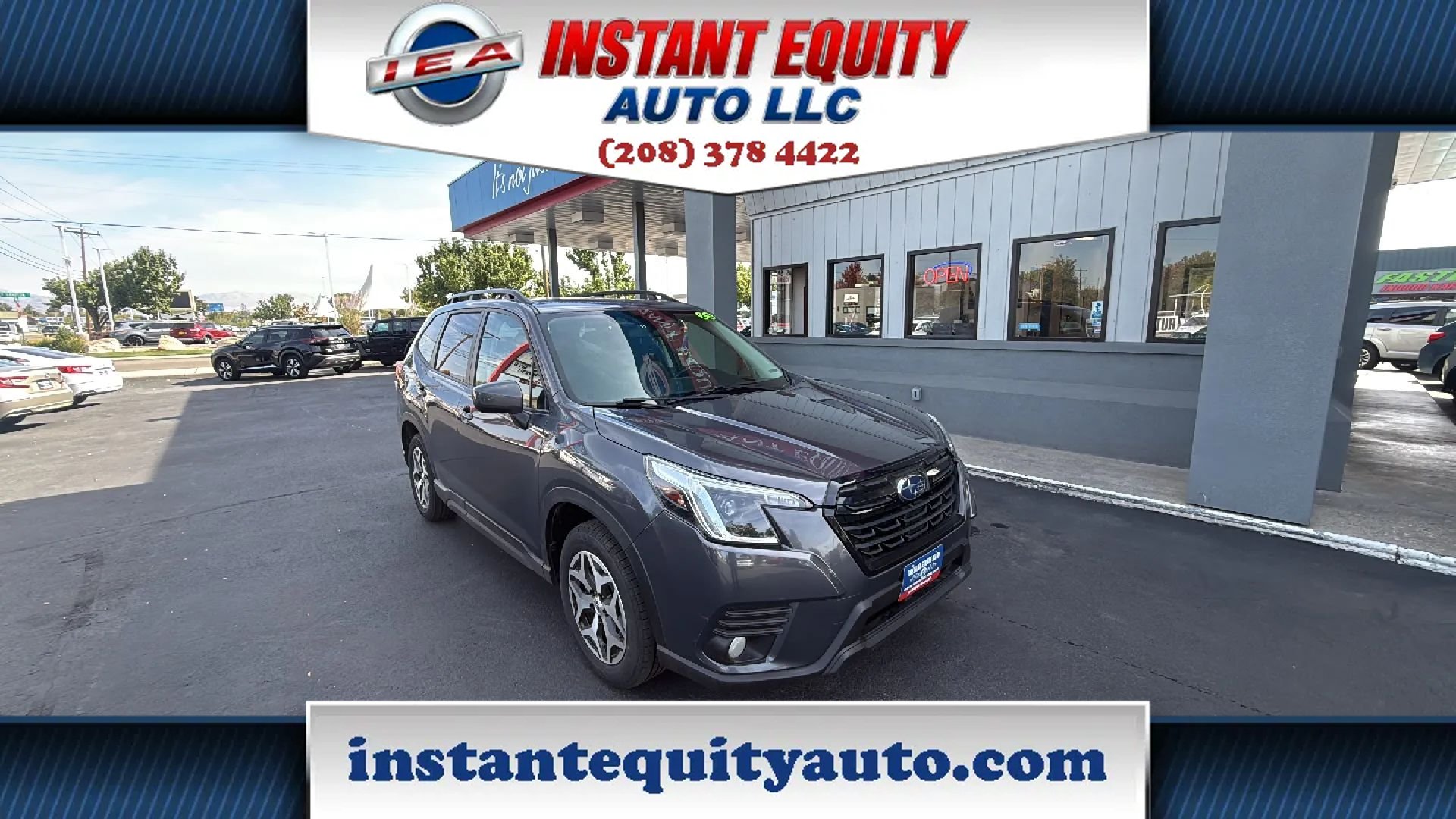 Used 2023 Subaru Forester Premium AWD/4WD image 1
