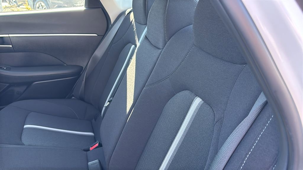 Used 2023 Hyundai Sonata SE image 30