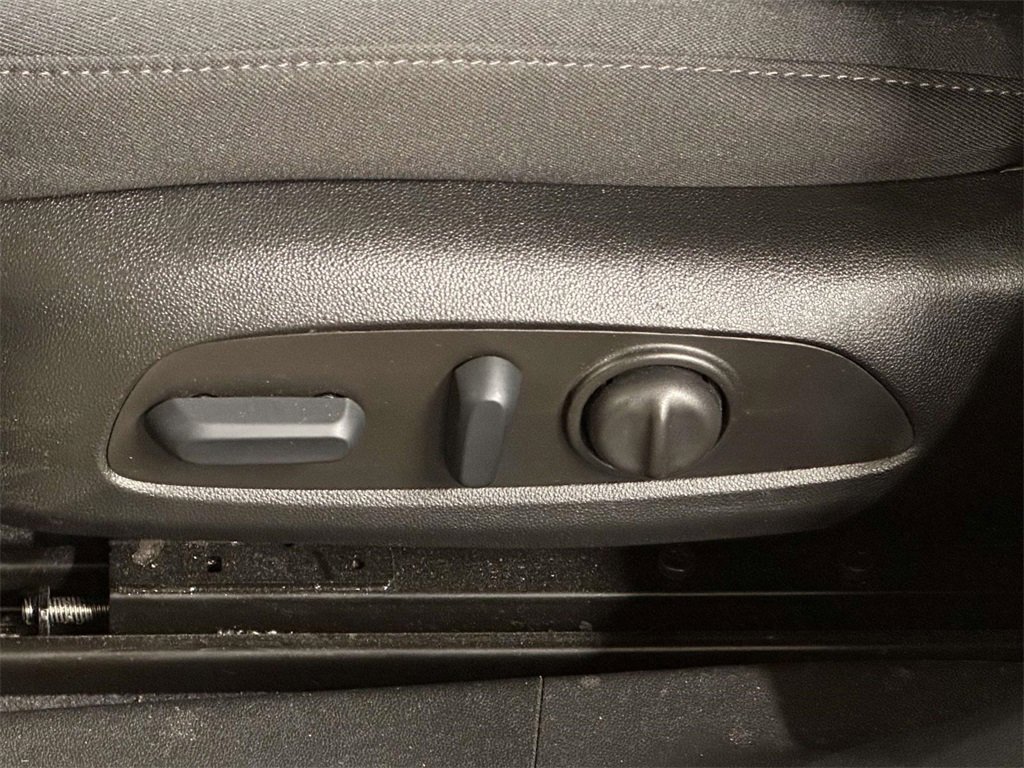 Used 2022 Chevrolet Malibu LT image 14