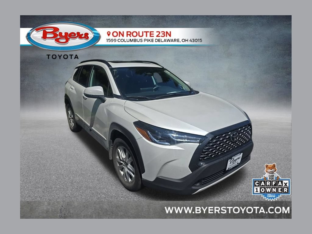 Used 2024 Toyota Corolla Cross LE w/ Moonroof Package AWD/4WD image 1