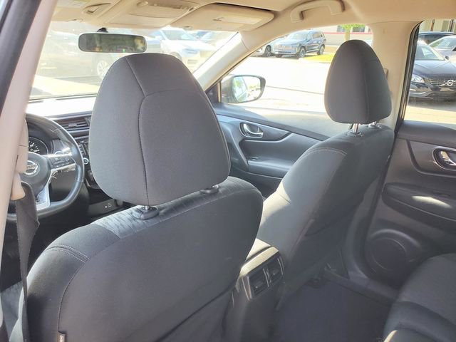 Used 2018 Nissan Rogue SV w/ Premium Package AWD/4WD image 25
