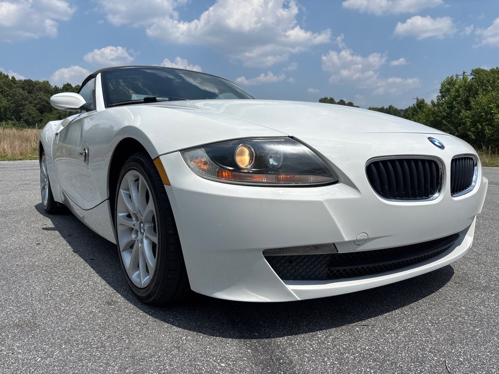 Used 2008 BMW Z4 3.0i RWD image 7