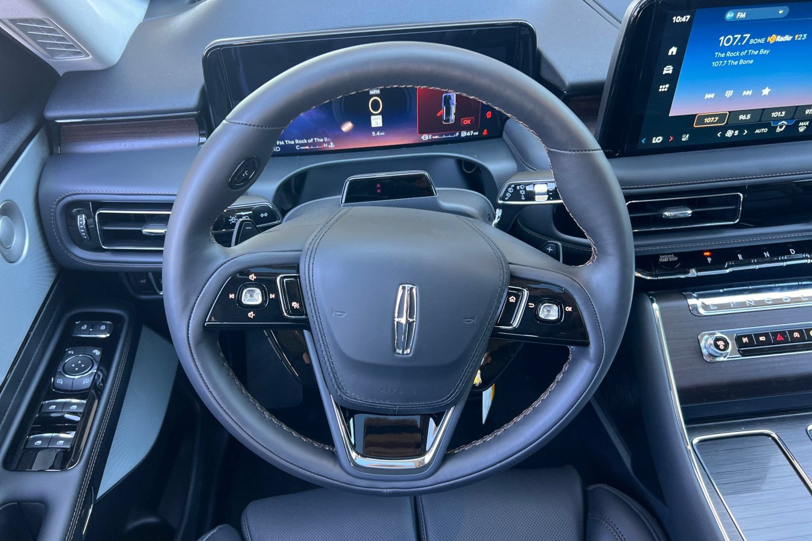 New 2026 Lincoln Aviator Reserve AWD/4WD image 11