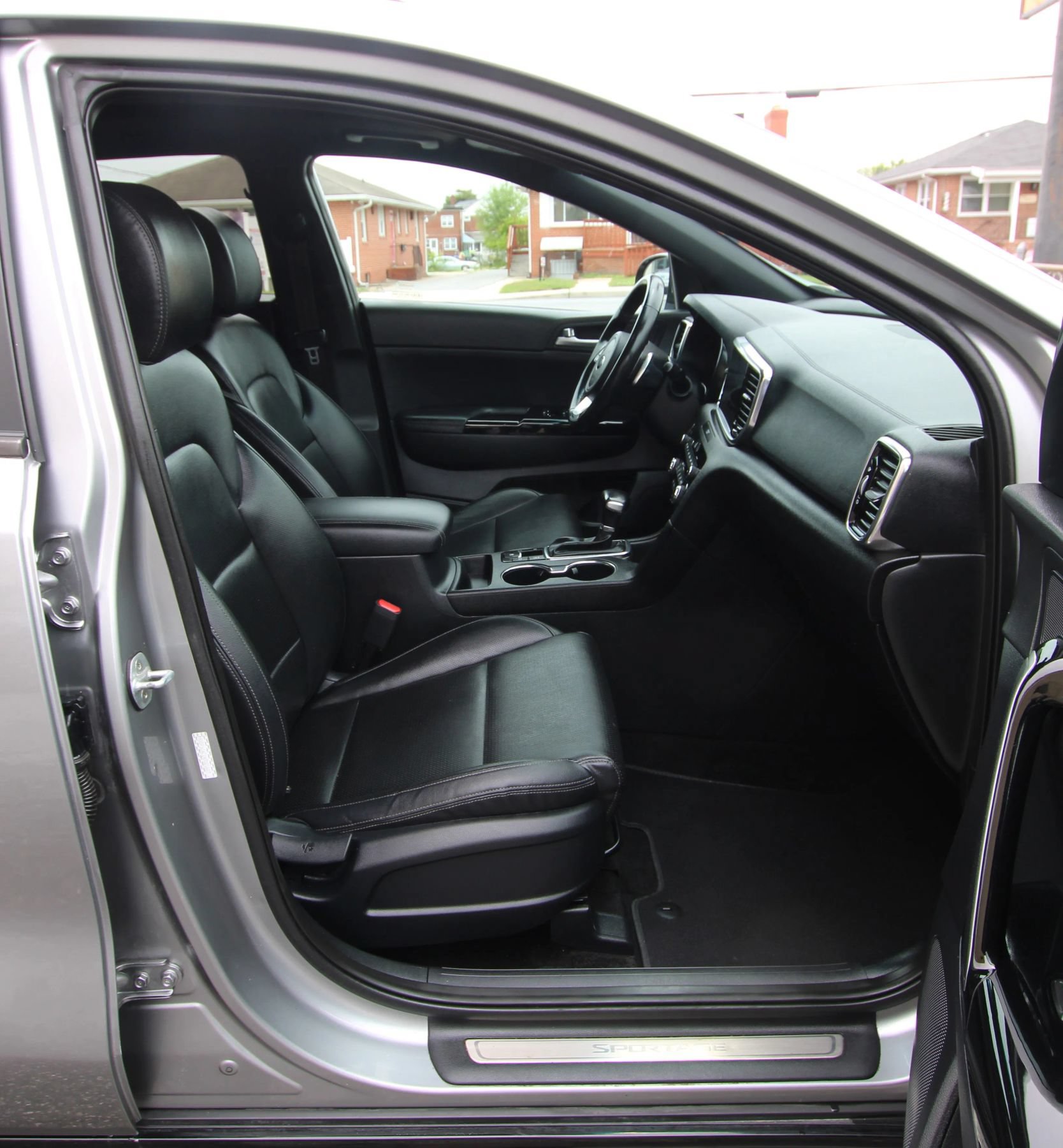 Used 2022 Kia Sportage Nightfall Edition w/ Nighfall AWD Premium Package image 10
