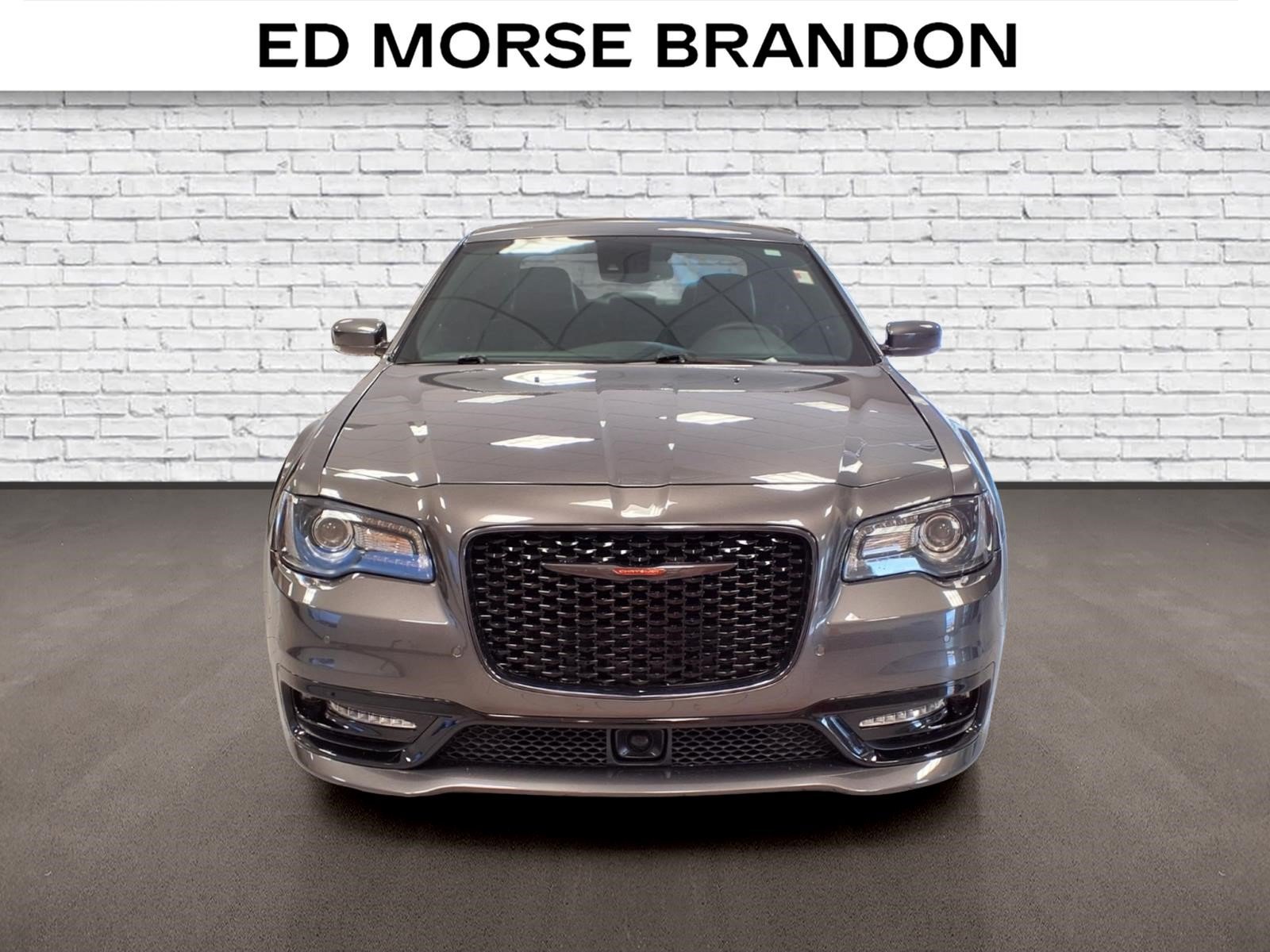 Used 2023 Chrysler 300 S w/ Comfort Group RWD image 7