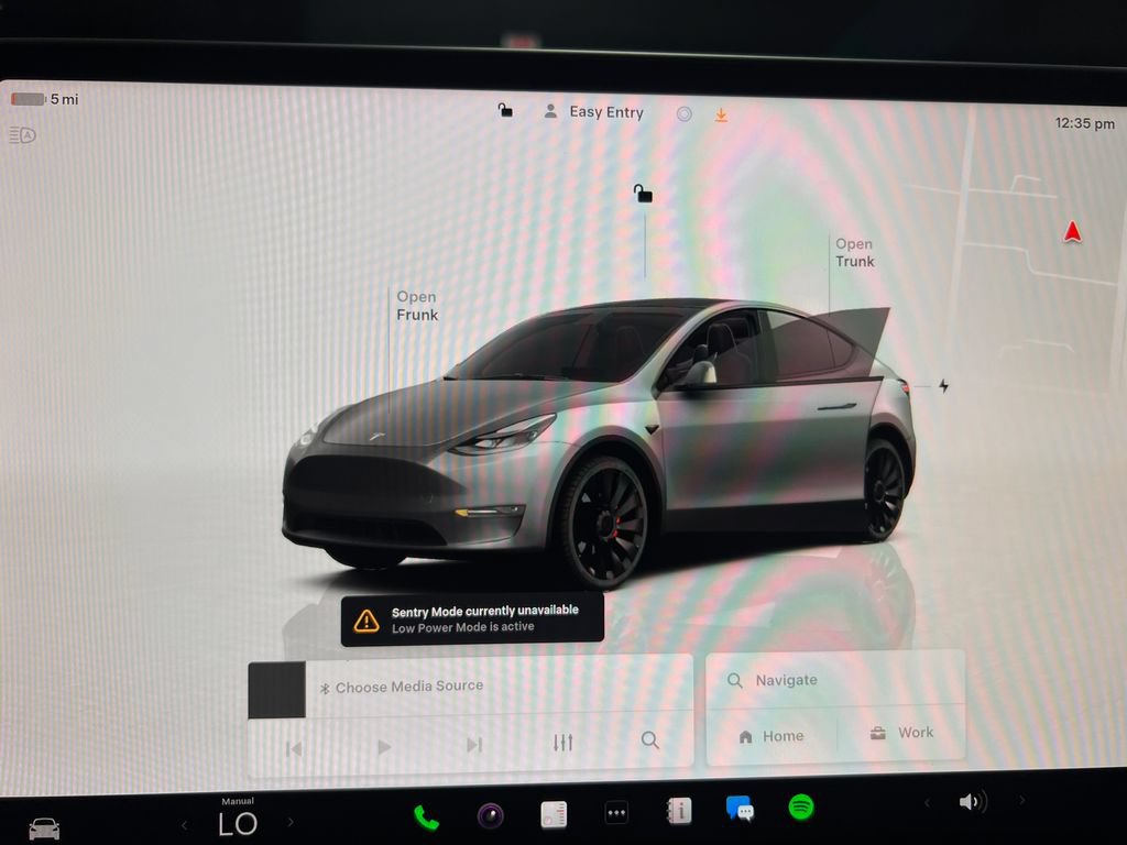 Used 2023 Tesla Model Y Performance AWD/4WD image 9