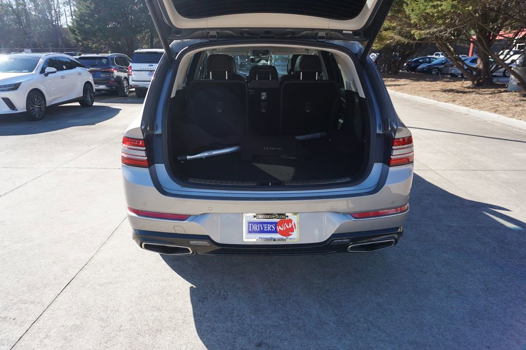 Used 2023 Genesis GV80 2.5T w/ Prestige 20" Package image 18