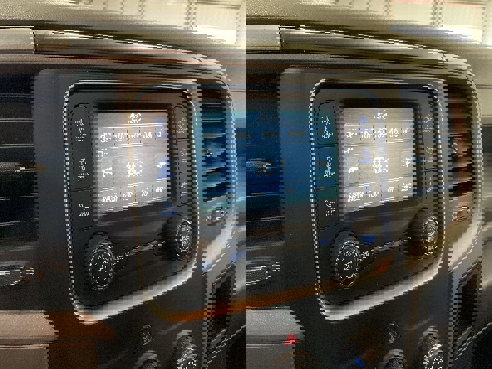 Used 2018 RAM 1500 Tradesman w/ Popular Equipment Group image 17