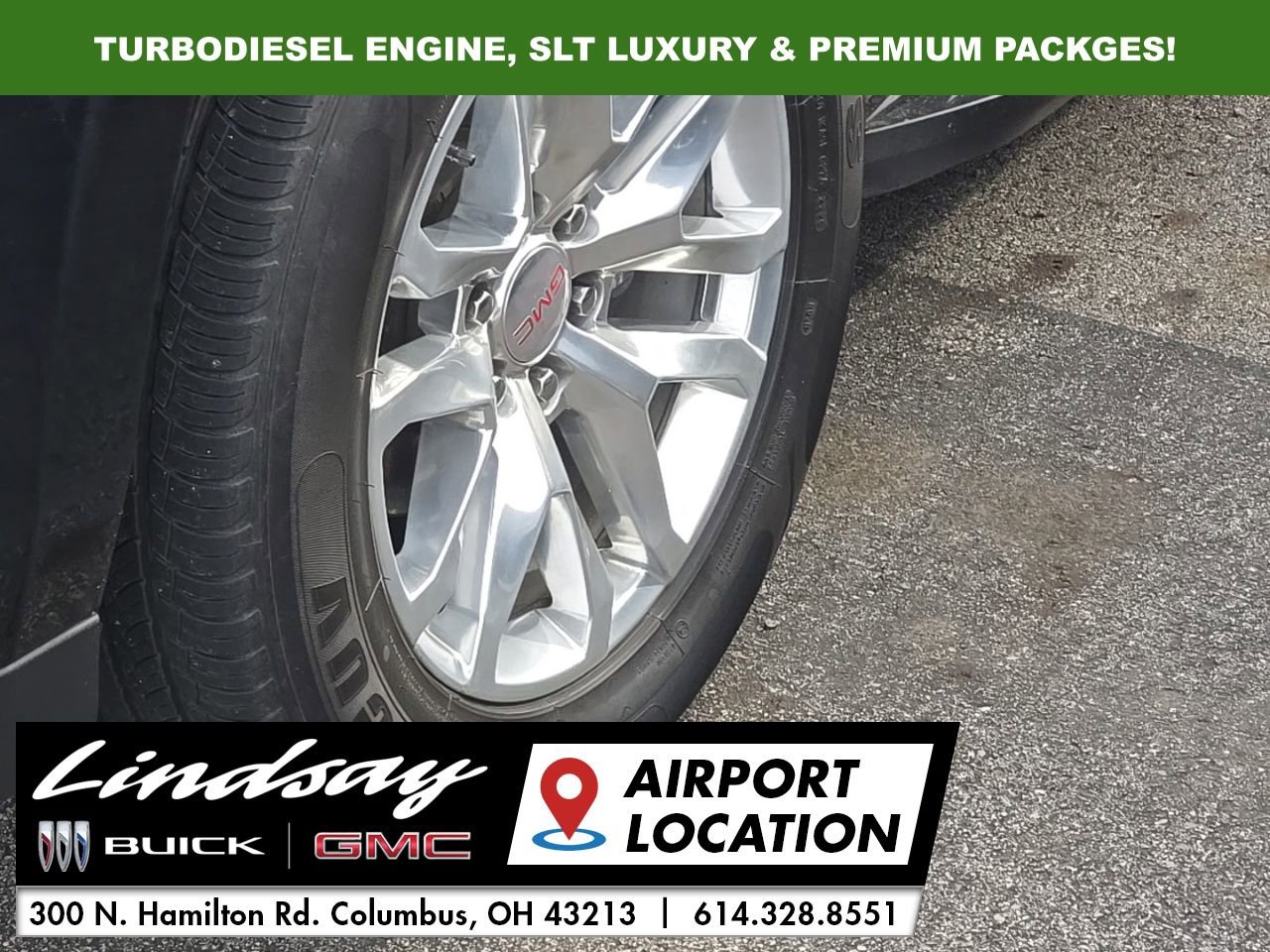 Used 2023 GMC Yukon XL SLT w/ SLT Premium Package image 4