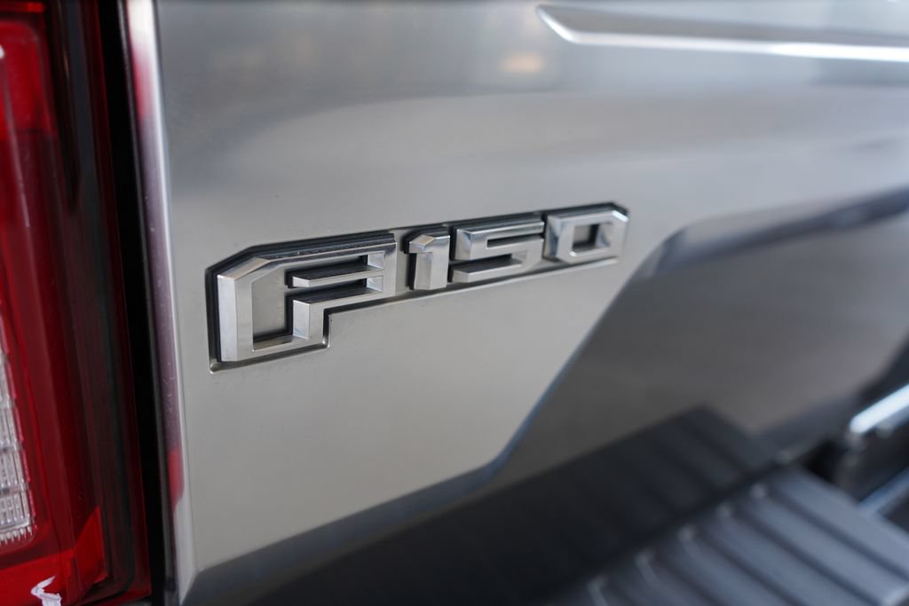 Certified 2019 Ford F150 Platinum w/ Equipment Group 701A Luxury AWD/4WD image 7