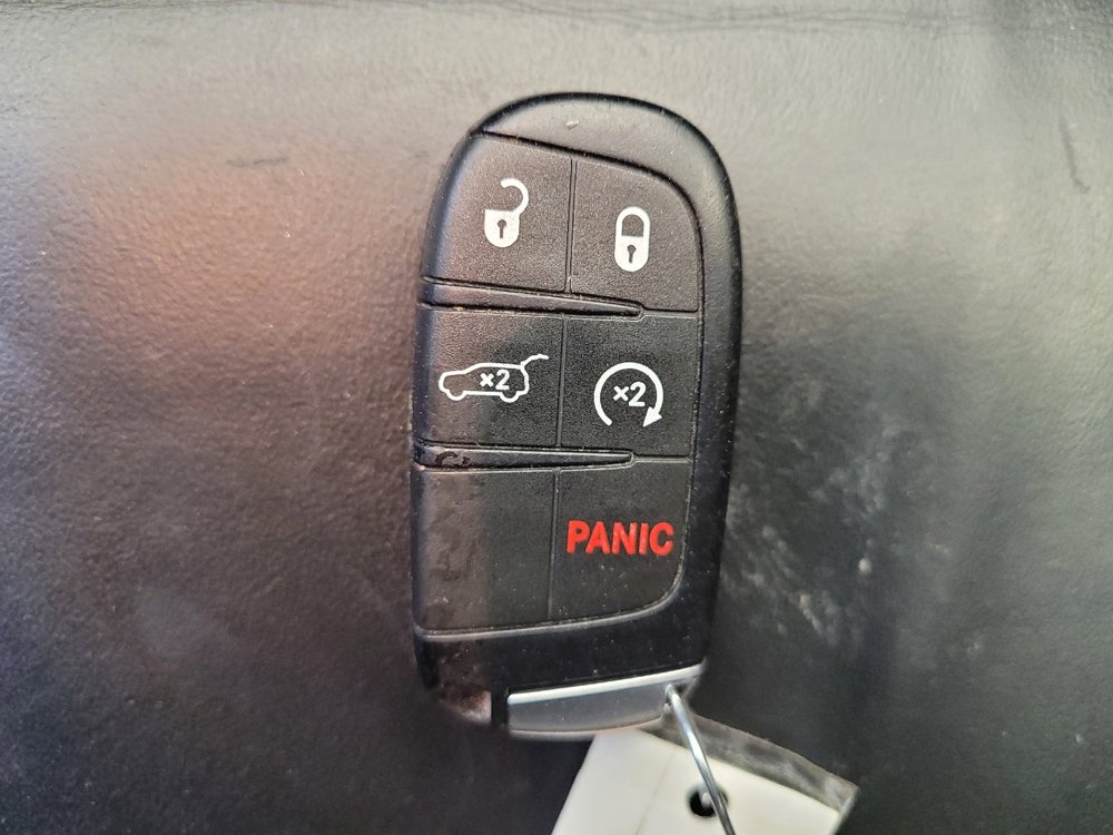 Used 2017 Jeep Grand Cherokee Limited image 32