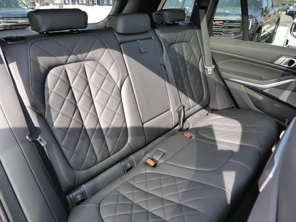 Used 2026 BMW X5 M60i AWD/4WD image 21