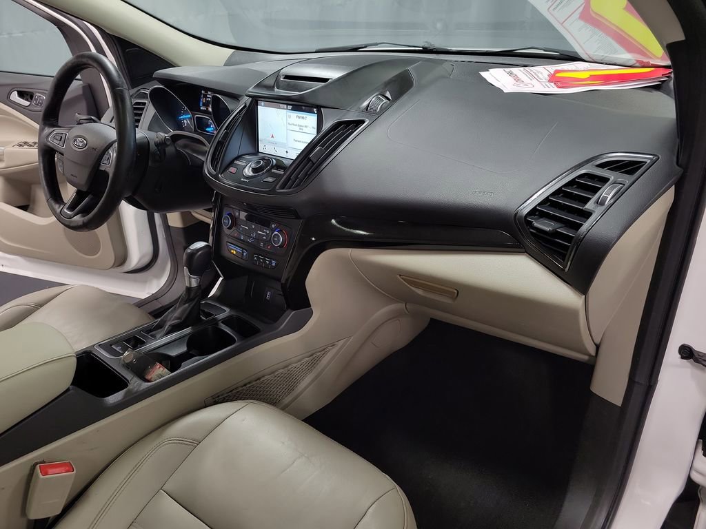 Used 2018 Ford Escape Titanium image 23