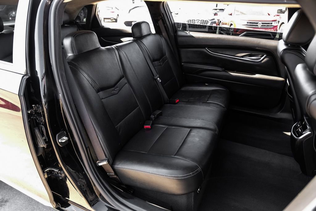 Used 2015 Cadillac XTS Limousine image 35