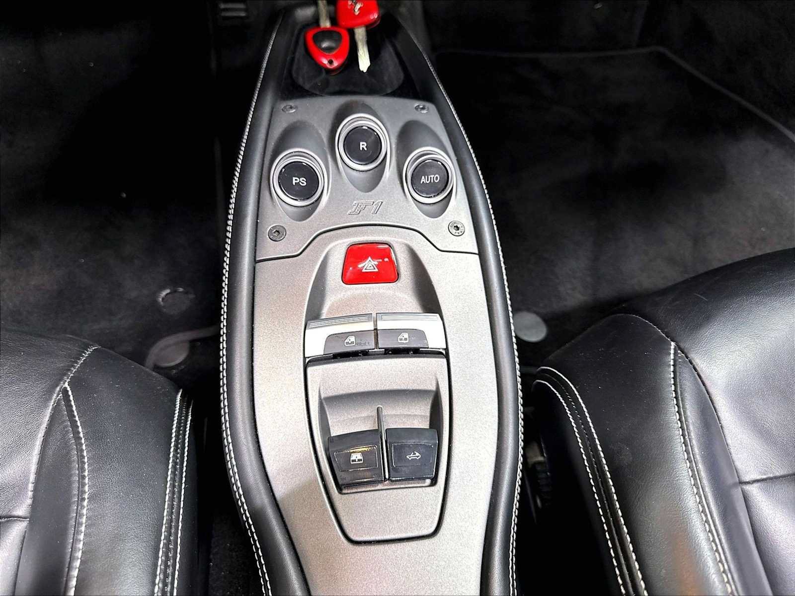 Used 2015 Ferrari 458 Spider RWD image 39