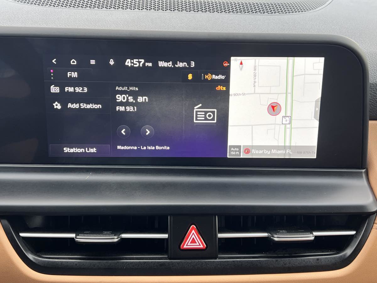 Used 2024 Kia Seltos SX image 35