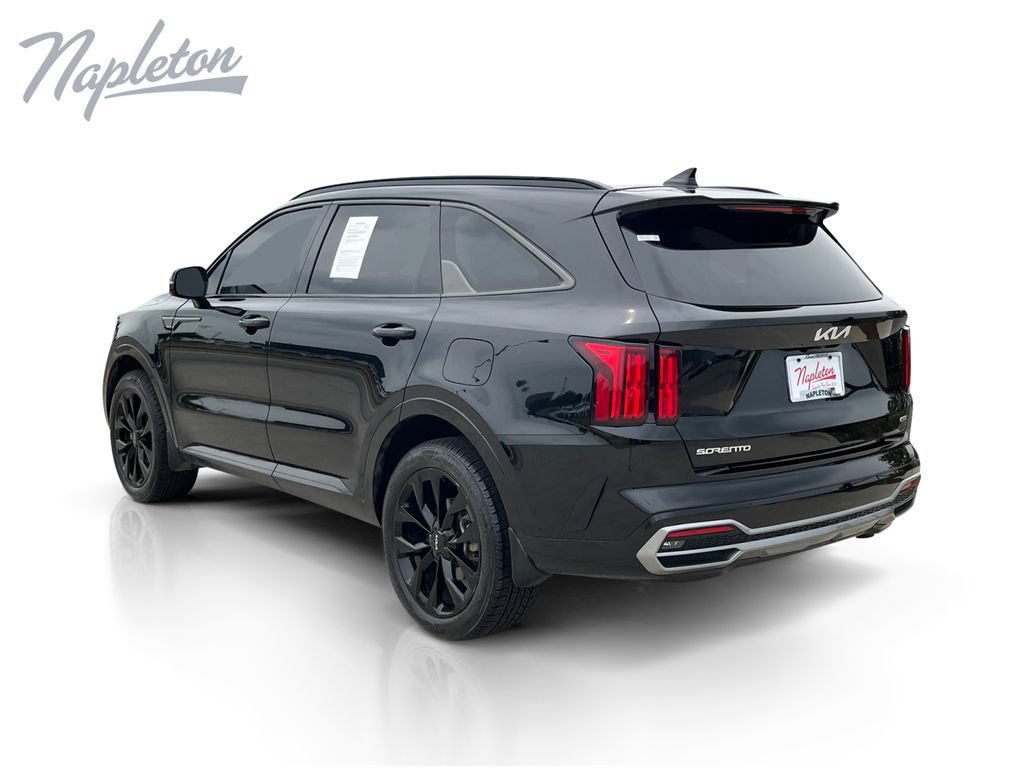 Used 2023 Kia Sorento SX AWD/4WD image 3