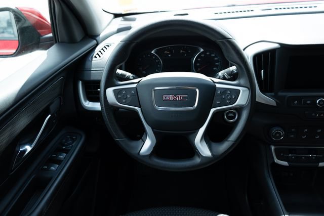 Used 2024 GMC Terrain SLE AWD/4WD image 19