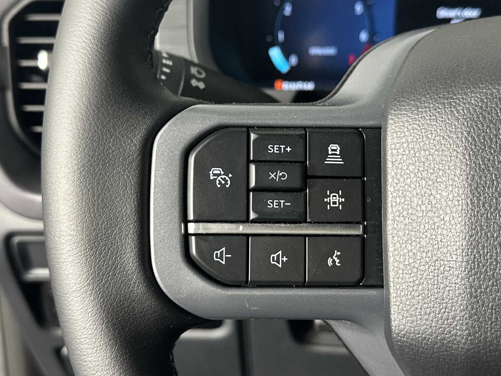 Used 2025 Ford F150 XLT w/ Equipment Group 302A MID AWD/4WD image 57