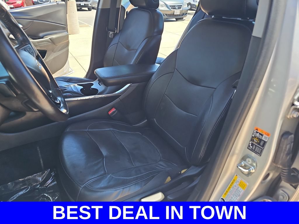 Used 2018 Chevrolet Volt Premier w/ Driver Confidence Package FWD image 14
