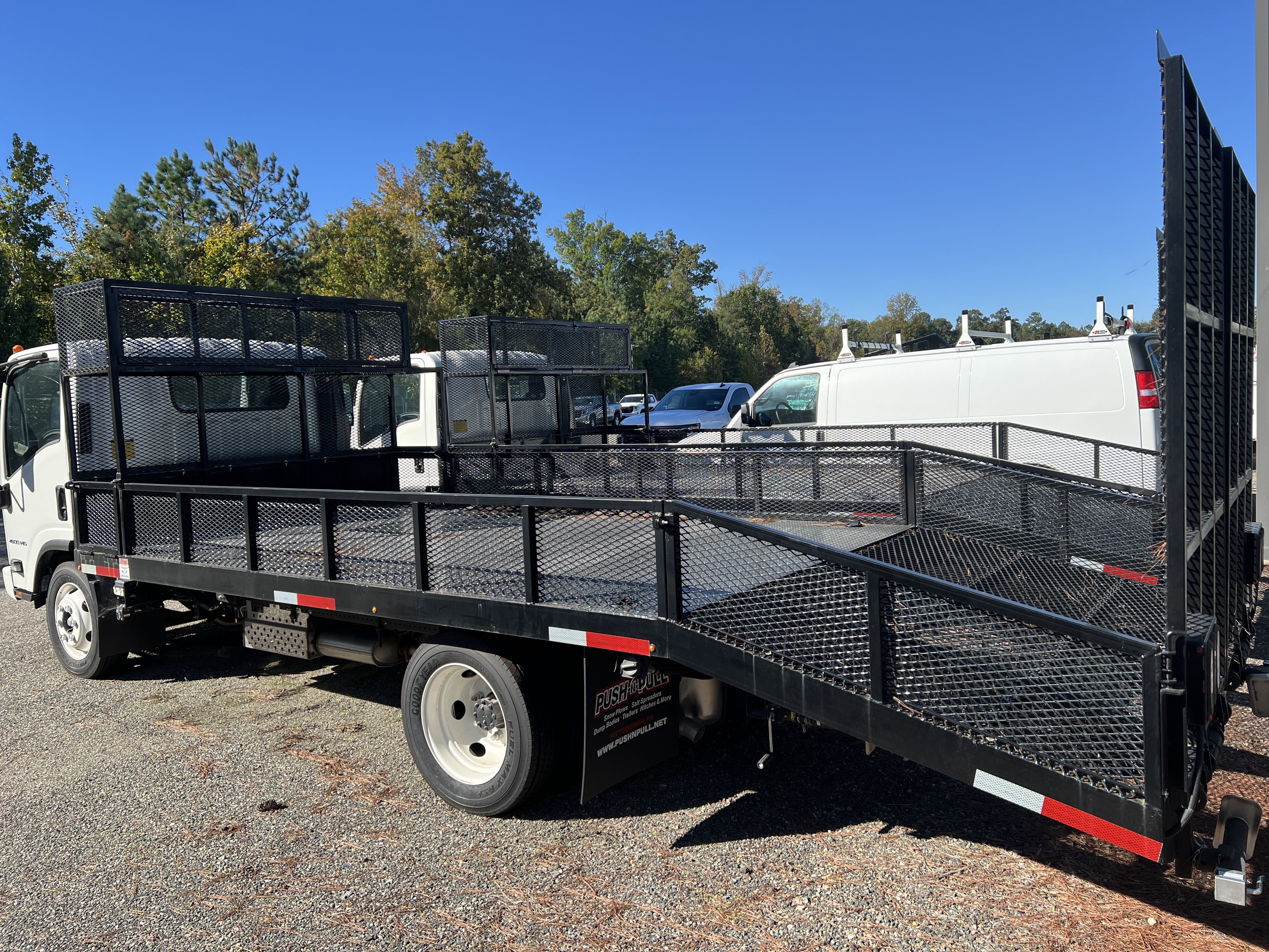 New 2025 Chevrolet Low Cab Forward image 7