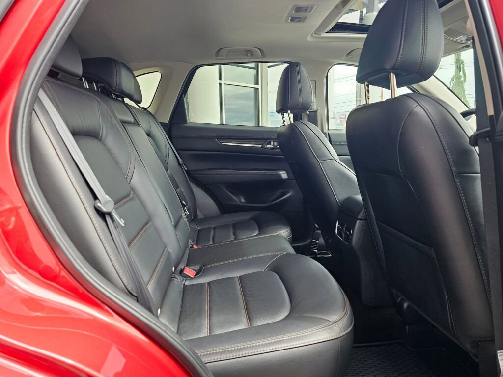 Used 2022 MAZDA CX-5 AWD 2.5 S w/ Premium Plus Pkg image 13