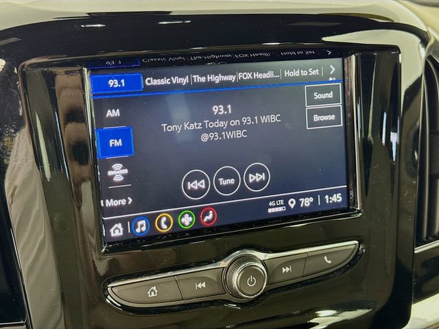 Used 2023 Chevrolet Traverse LS image 14